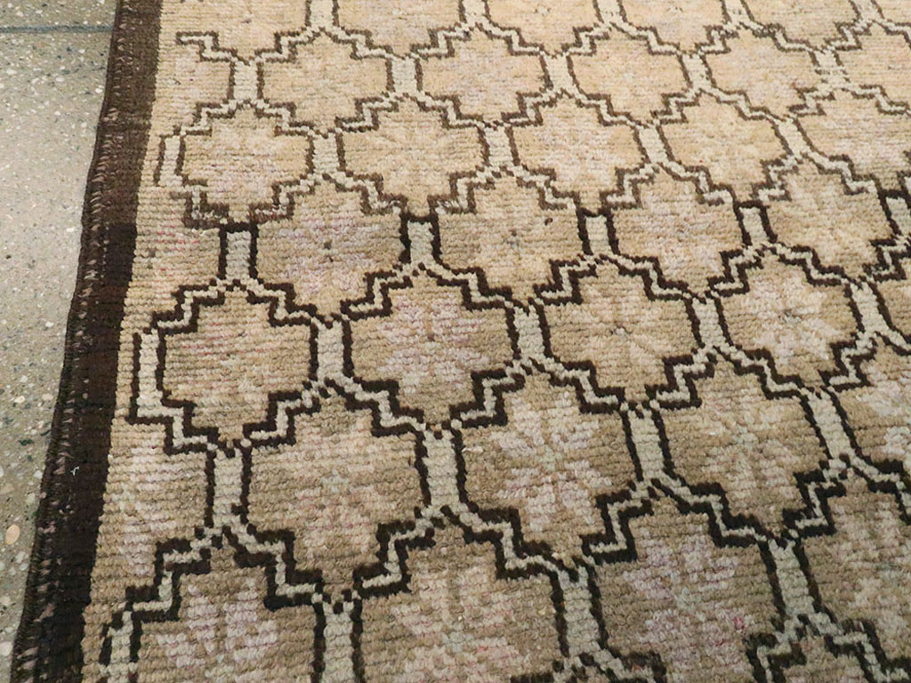 Vintage Turkish Anatolian Rug, No.18291 - Galerie Shabab