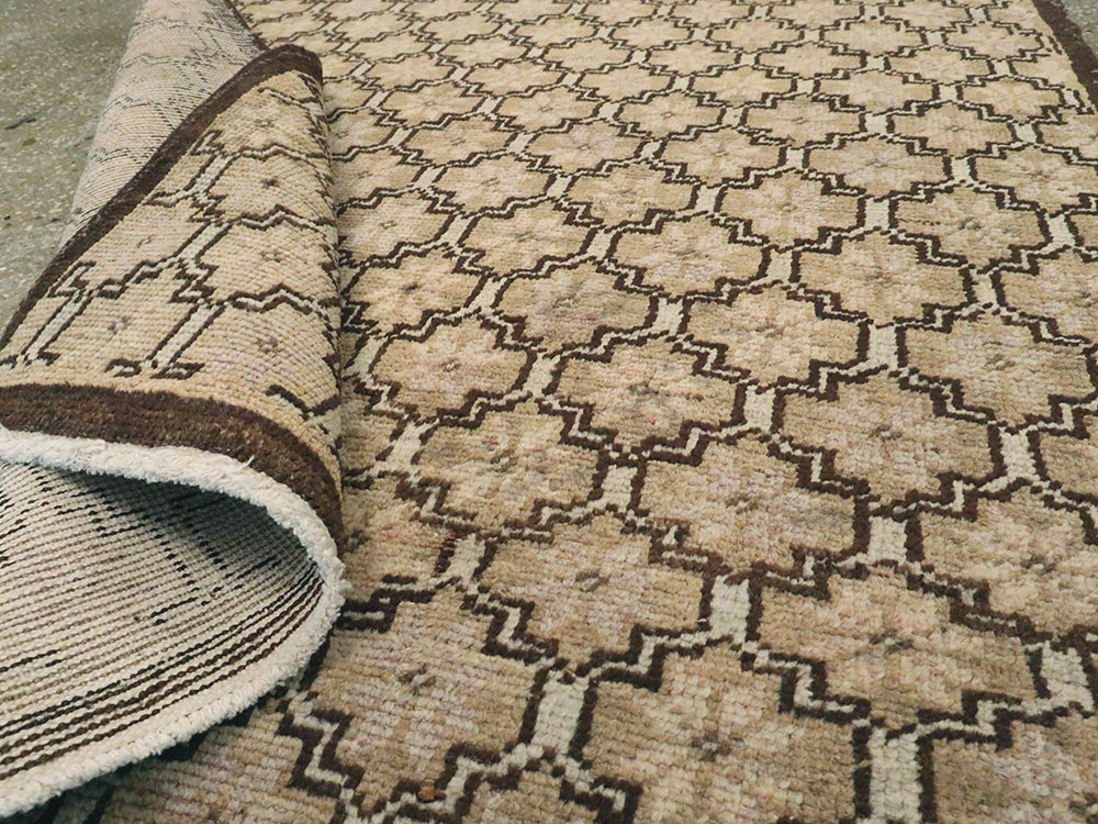 Vintage Turkish Anatolian Rug, No.18291 - Galerie Shabab