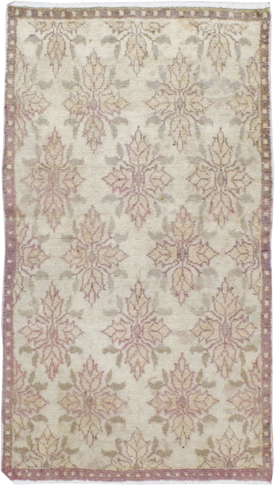 Vintage Turkish Anatolian Rug, No.18295 - Galerie Shabab