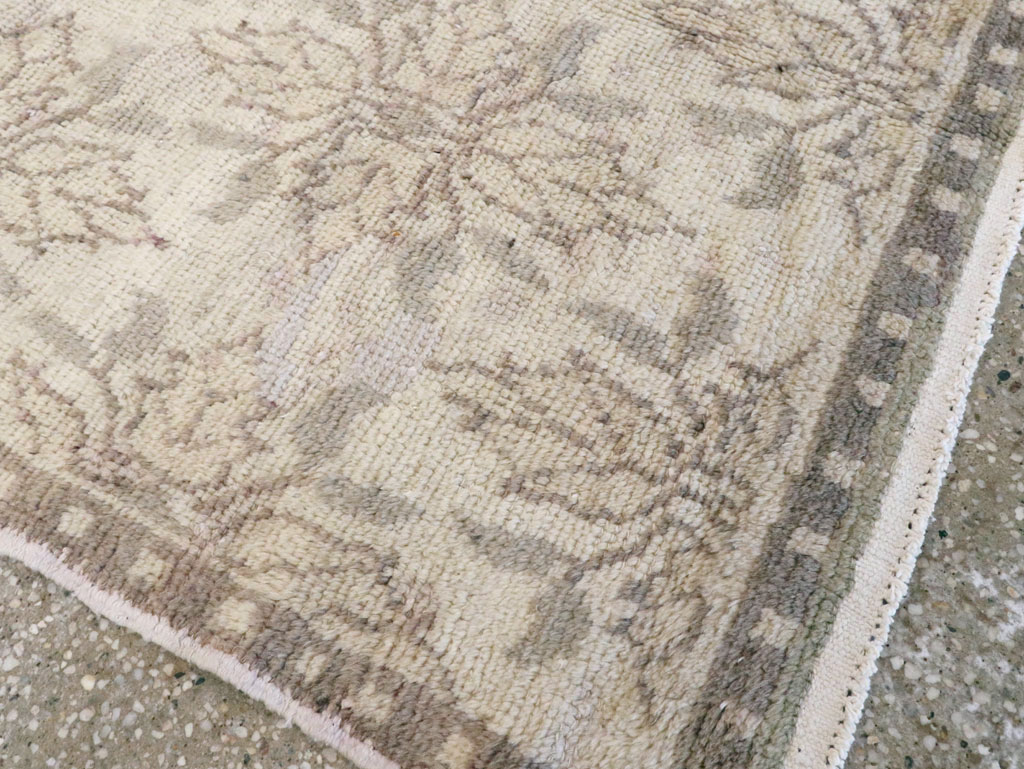 Vintage Turkish Anatolian Rug, No.18295 - Galerie Shabab