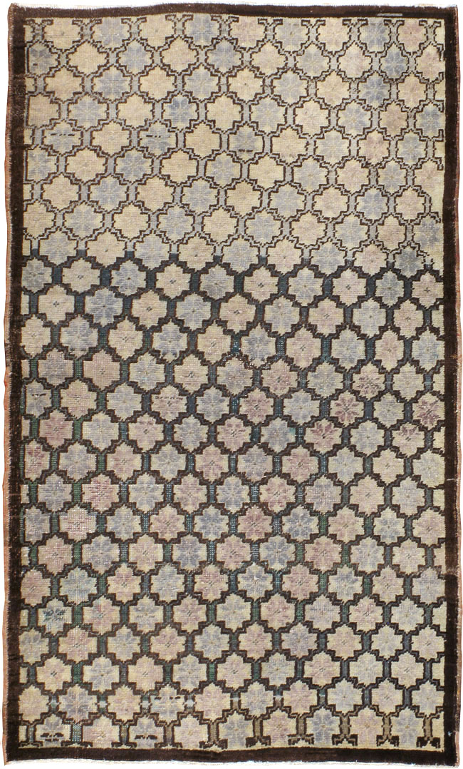 Vintage Turkish Anatolian Rug, No.18305 - Galerie Shabab