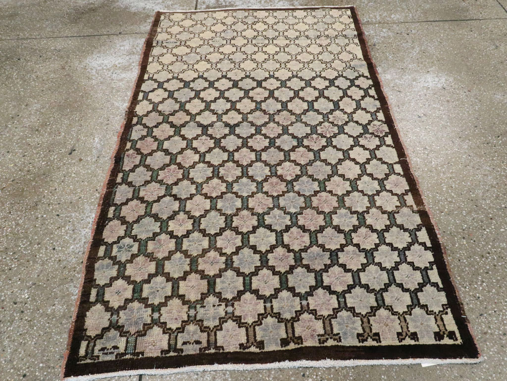 Vintage Turkish Anatolian Rug, No.18305 - Galerie Shabab