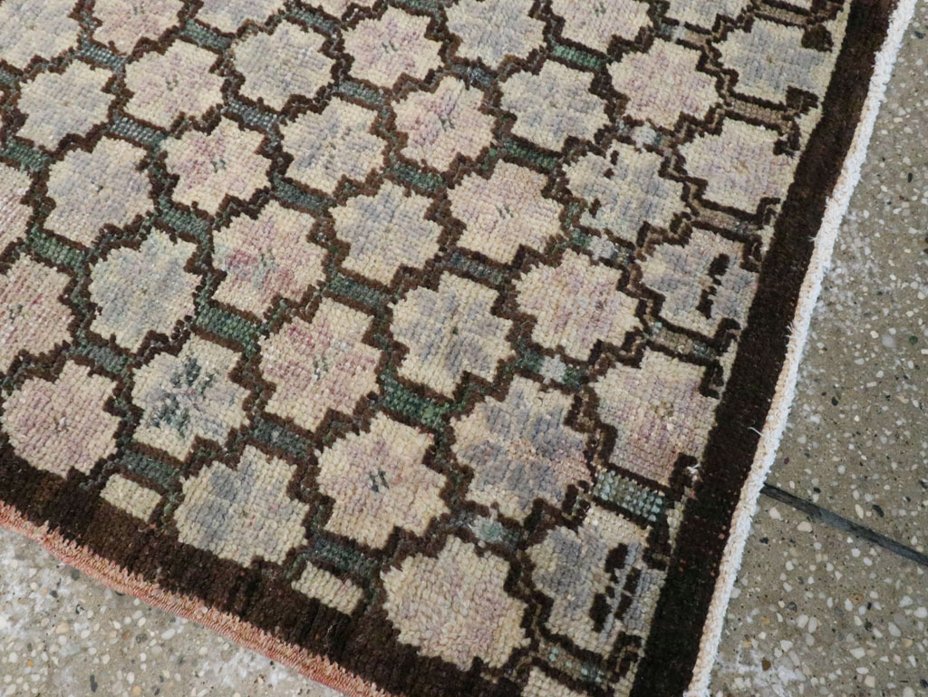 Vintage Turkish Anatolian Rug, No.18305 - Galerie Shabab