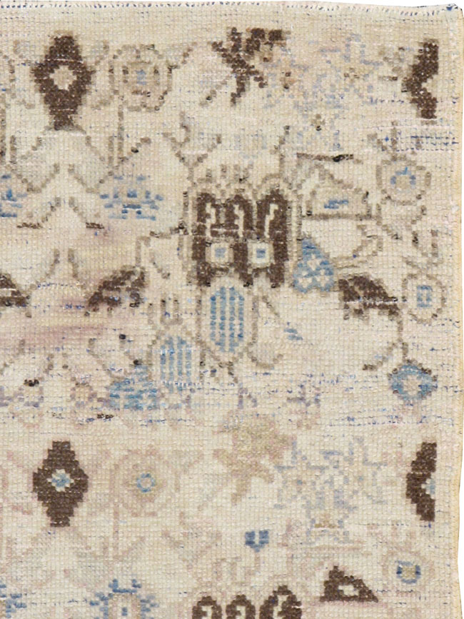 Vintage Turkish Anatolian Rug, No.18306 - Galerie Shabab