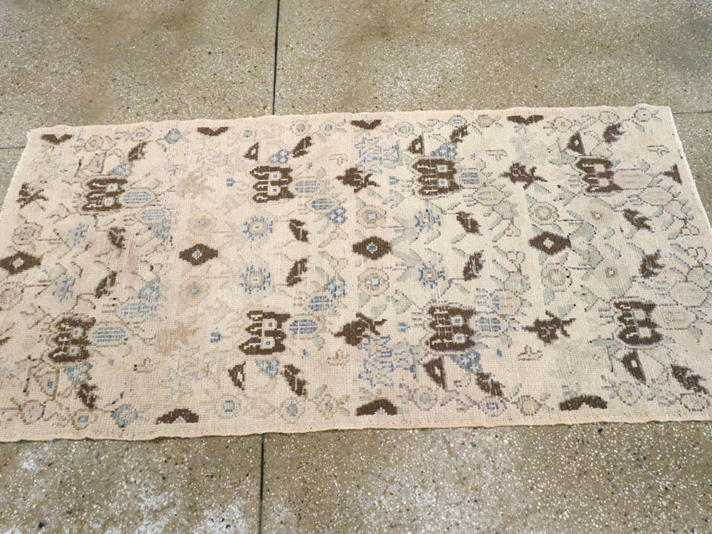 Vintage Turkish Anatolian Rug, No.18306 - Galerie Shabab