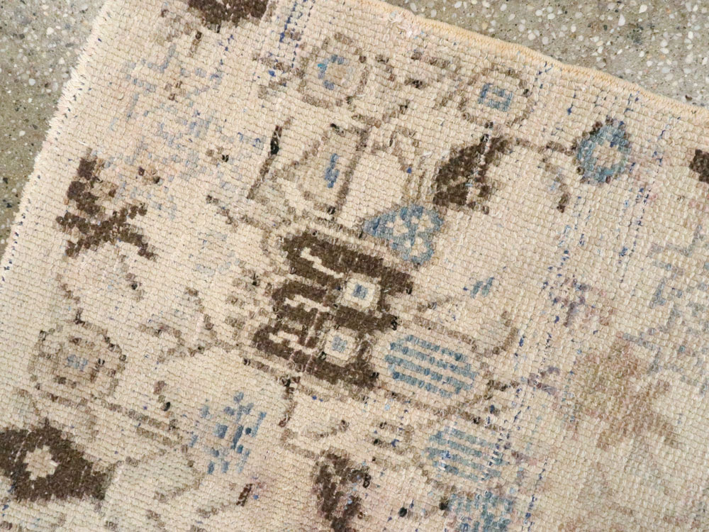 Vintage Turkish Anatolian Rug, No.18306 - Galerie Shabab