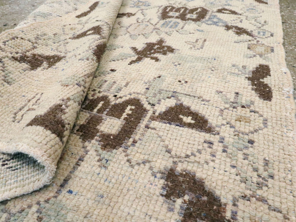 Vintage Turkish Anatolian Rug, No.18306 - Galerie Shabab