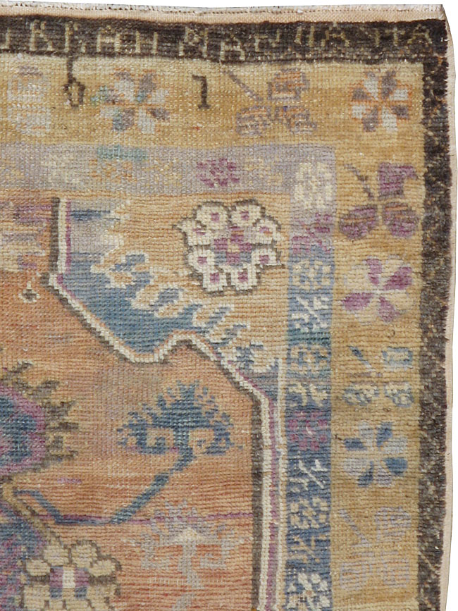 Vintage Oushak Rug, No.18309 - Galerie Shabab