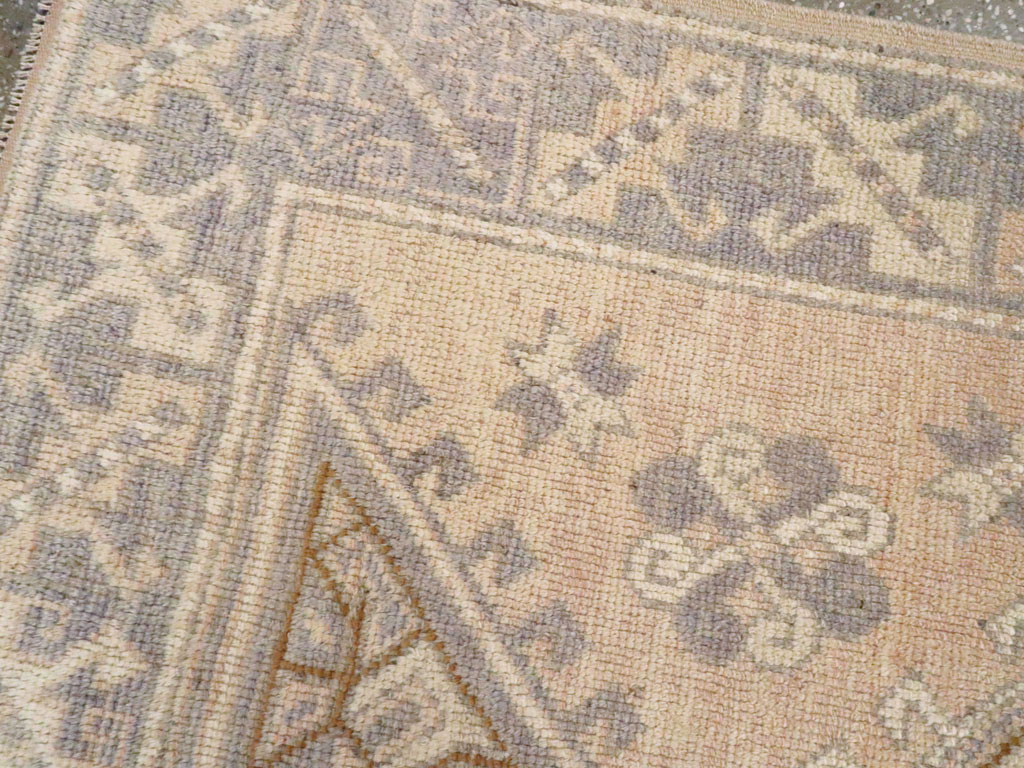 Vintage Turkish Anatolian Rug, No.18315 - Galerie Shabab