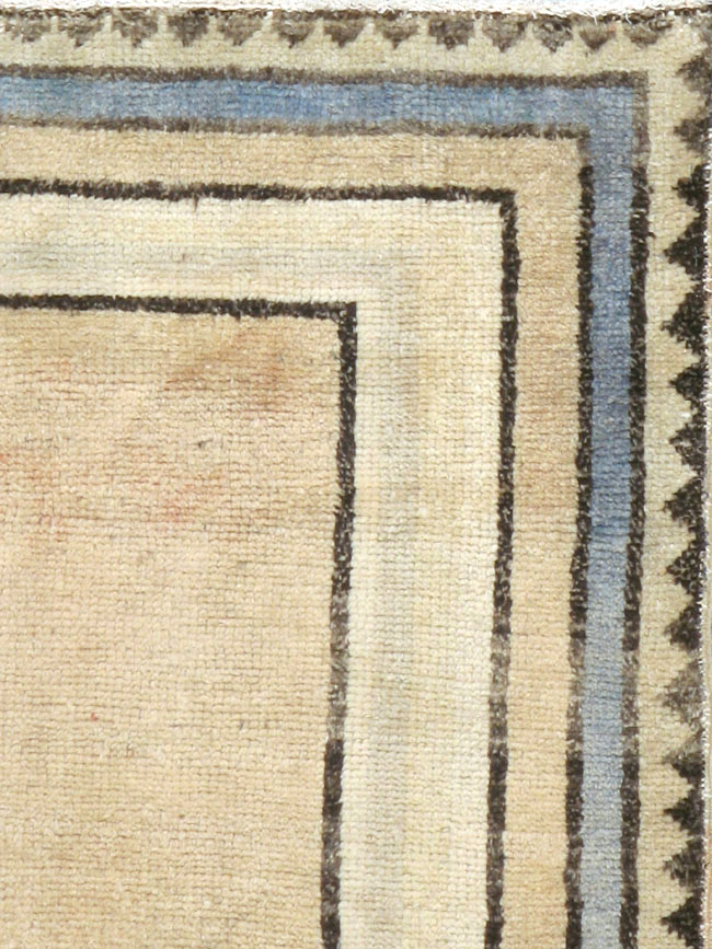 Vintage Turkish Anatolian Rug, No.18324 - Galerie Shabab
