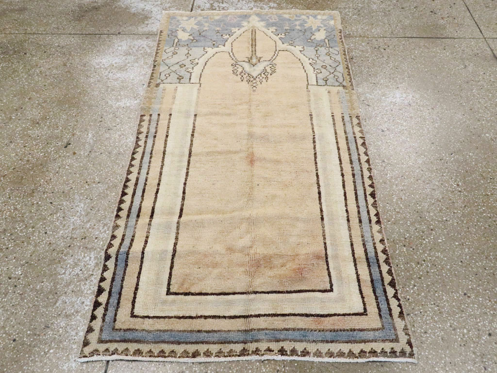 Vintage Turkish Anatolian Rug, No.18324 - Galerie Shabab