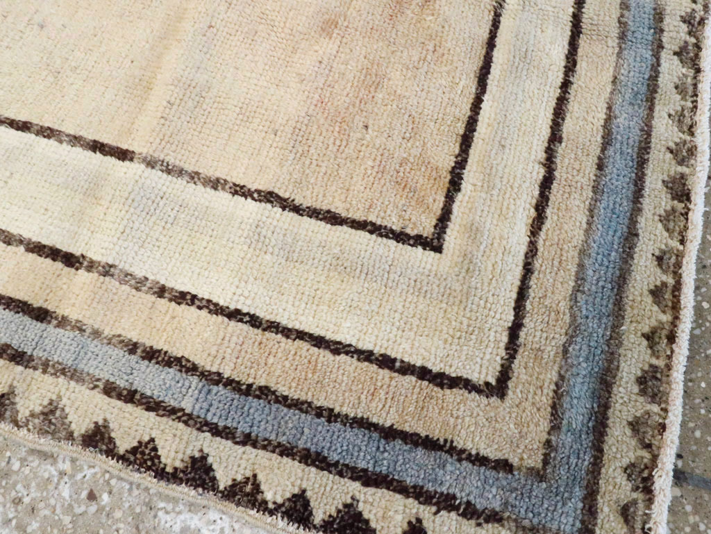 Vintage Turkish Anatolian Rug, No.18324 - Galerie Shabab