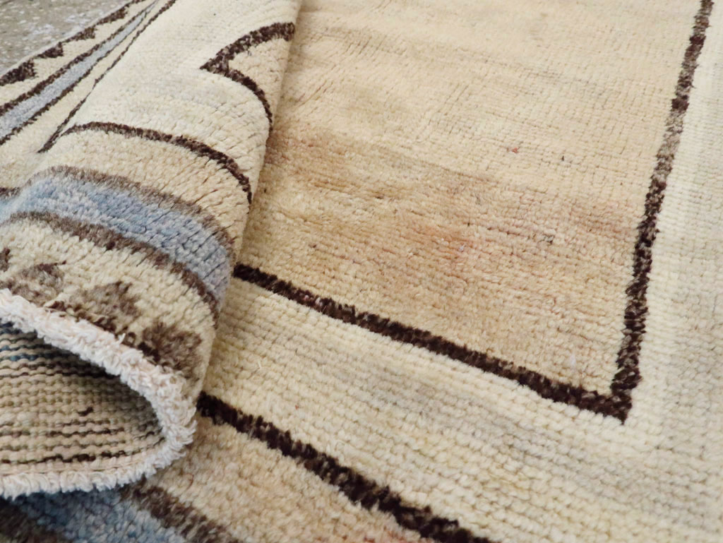 Vintage Turkish Anatolian Rug, No.18324 - Galerie Shabab