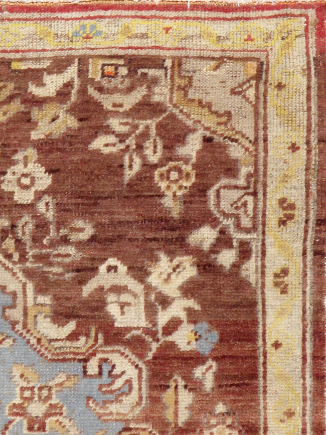Vintage Turkish Oushak Rug, No.18329 - Galerie Shabab