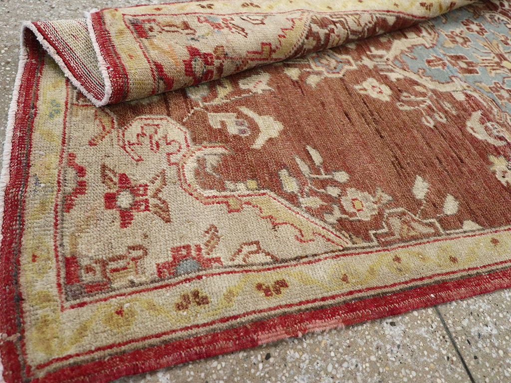 Vintage Turkish Oushak Rug, No.18329 - Galerie Shabab