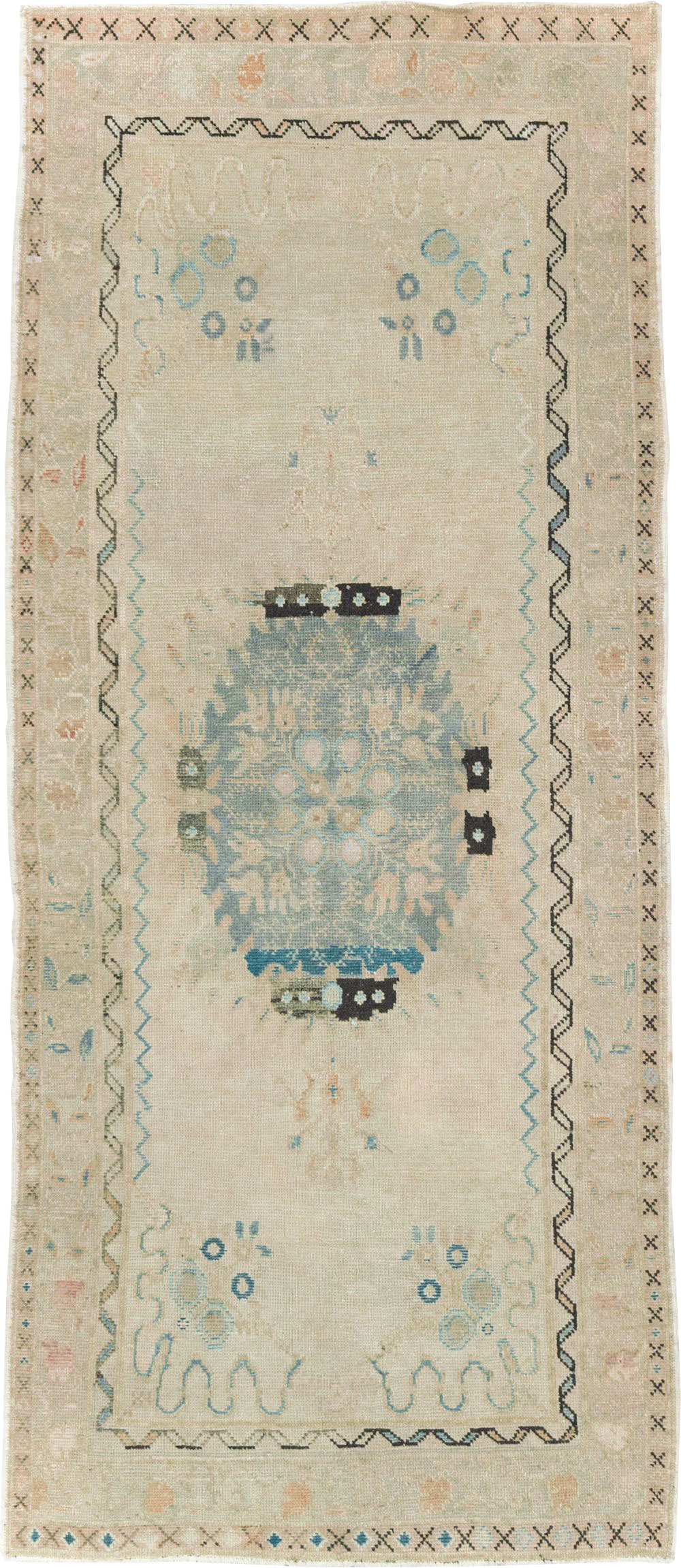 Vintage Turkish Anatolian Runner, No.18330 - Galerie Shabab