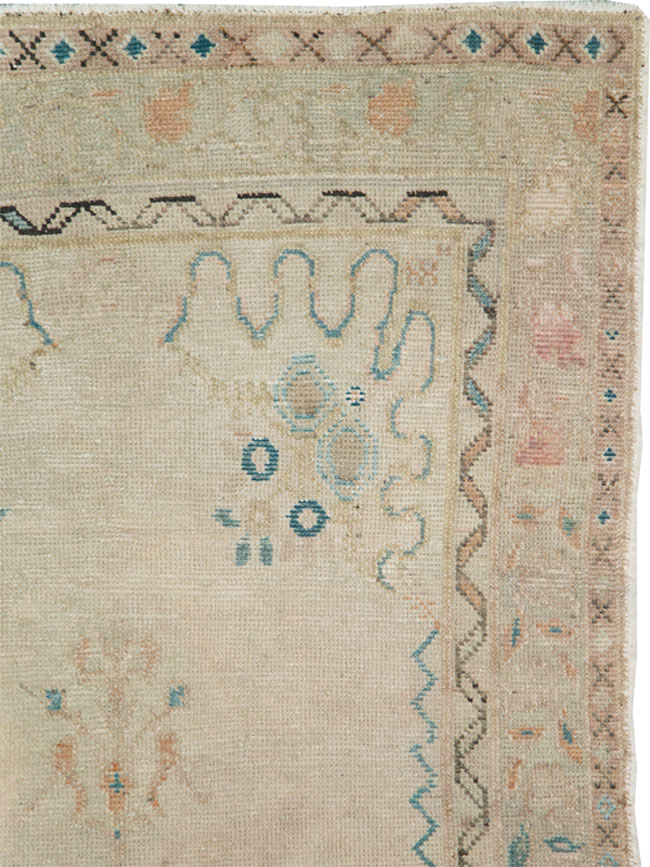 Vintage Turkish Anatolian Runner, No.18330 - Galerie Shabab