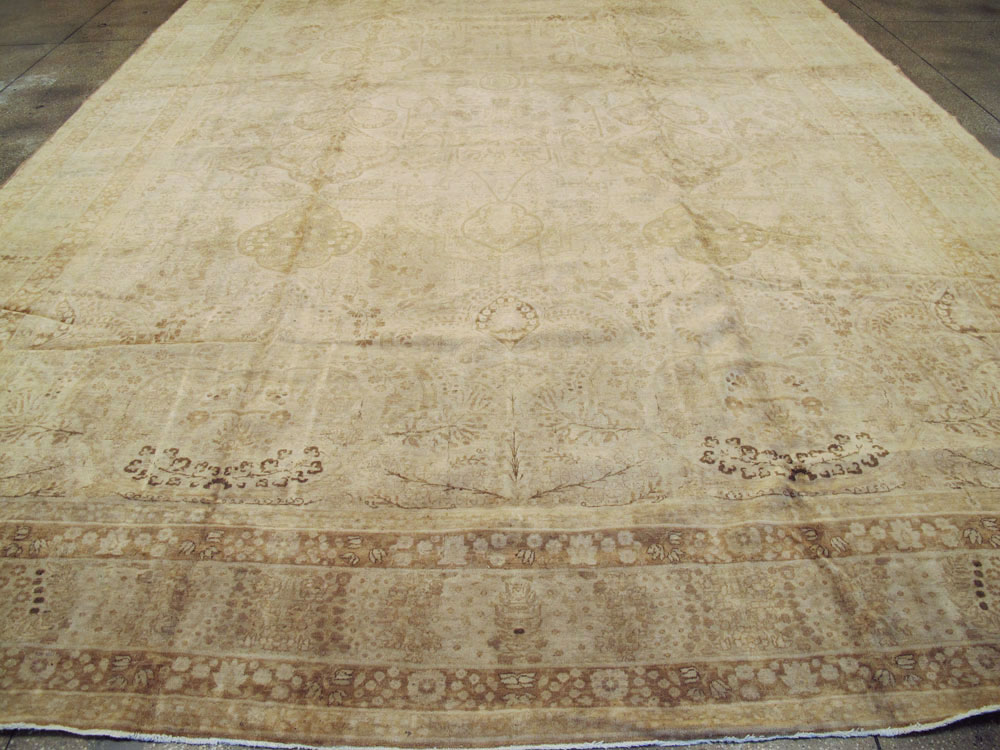 Antique Persian Lavar Kerman Carpet, No.18333 - Galerie Shabab