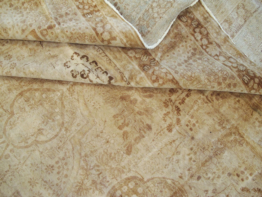 Antique Persian Lavar Kerman Carpet, No.18333 - Galerie Shabab