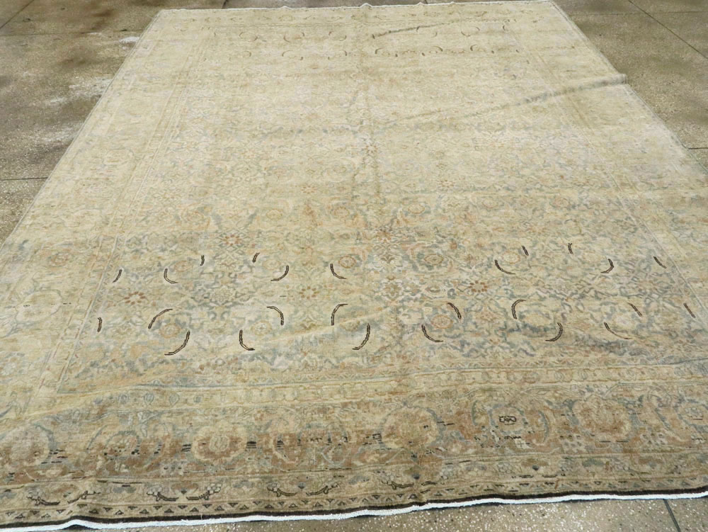 Antique Persian Tabriz Rug, No.18346 - Galerie Shabab