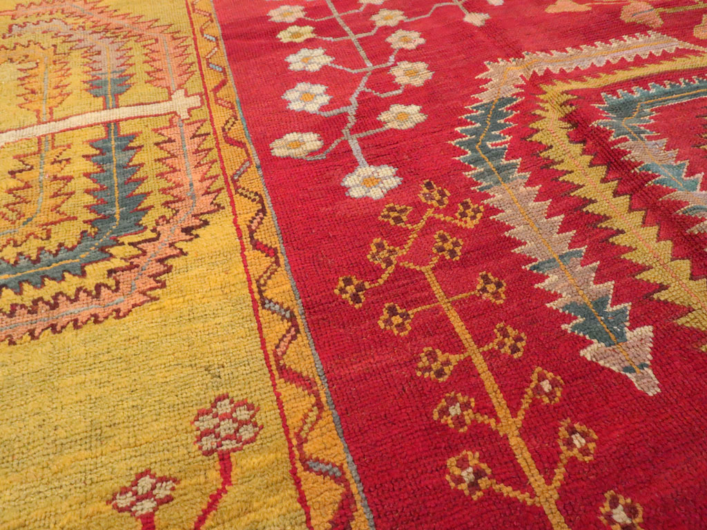 Antique Turkish Oushak Carpet, No.18352 - Galerie Shabab