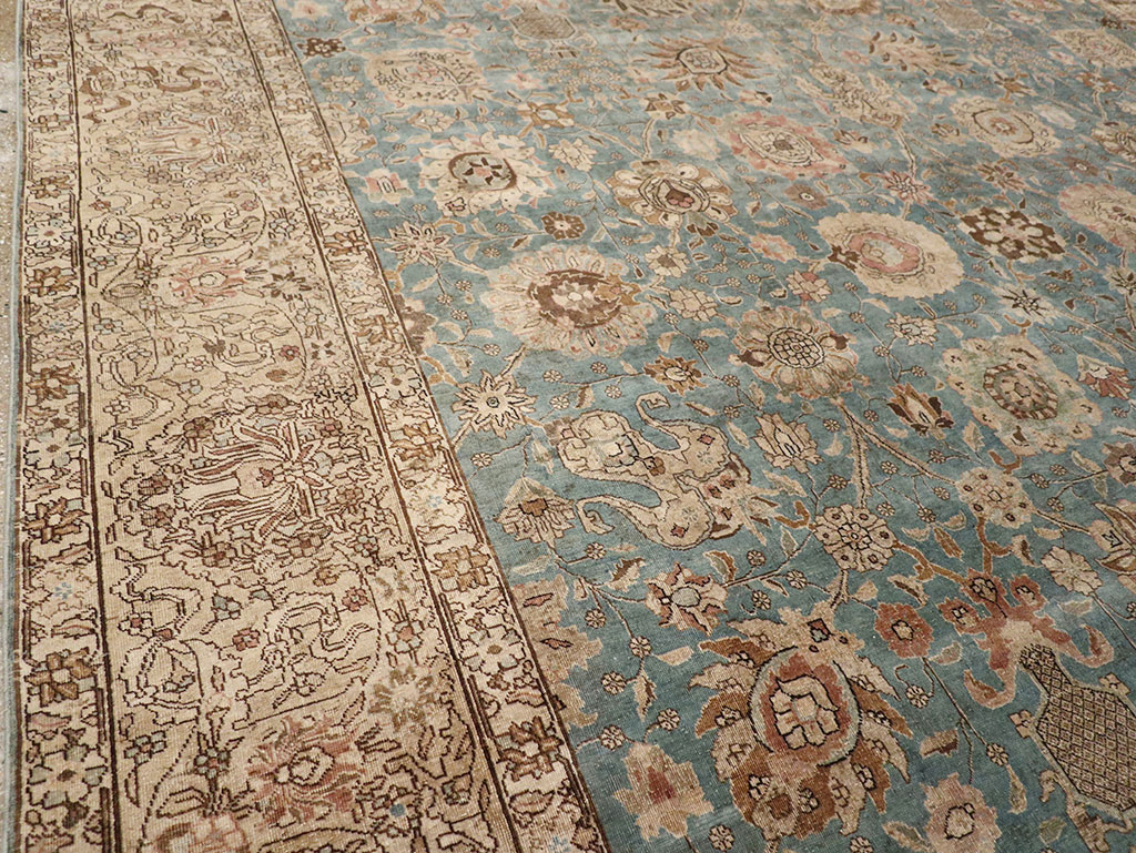 Vintage Persian Tabriz Room Size Carpet, No.18355 - Galerie Shabab