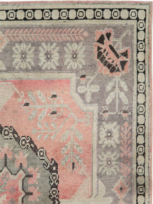 Vintage East Turkestan Khotan Gallery Carpet, No.18357 - Galerie Shabab