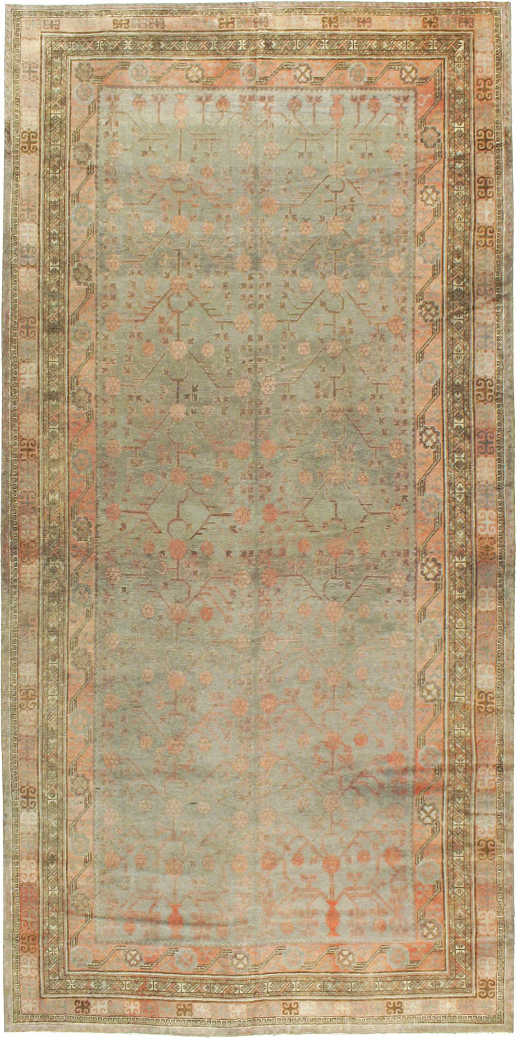 Vintage East Turkestan Khotan Carpet, No.18358 - Galerie Shabab