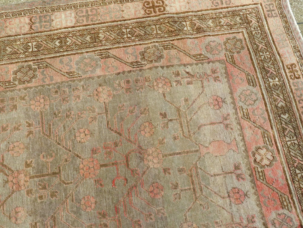 Vintage East Turkestan Khotan Carpet, No.18358 - Galerie Shabab