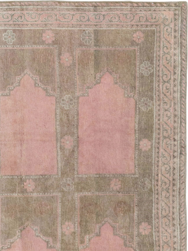 Vintage East Turkestan Khotan Accent Carpet, No.18360 - Galerie Shabab