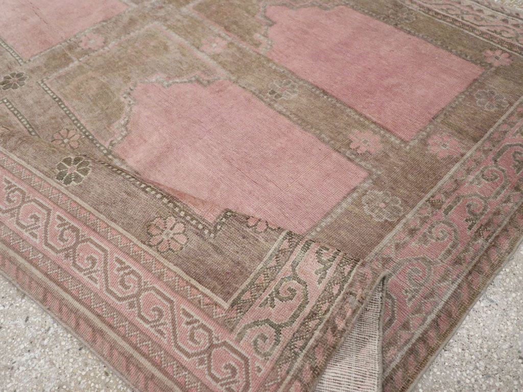 Vintage East Turkestan Khotan Accent Carpet, No.18360 - Galerie Shabab