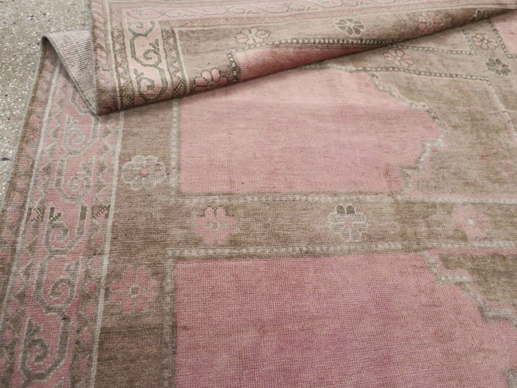 Vintage East Turkestan Khotan Accent Carpet, No.18360 - Galerie Shabab