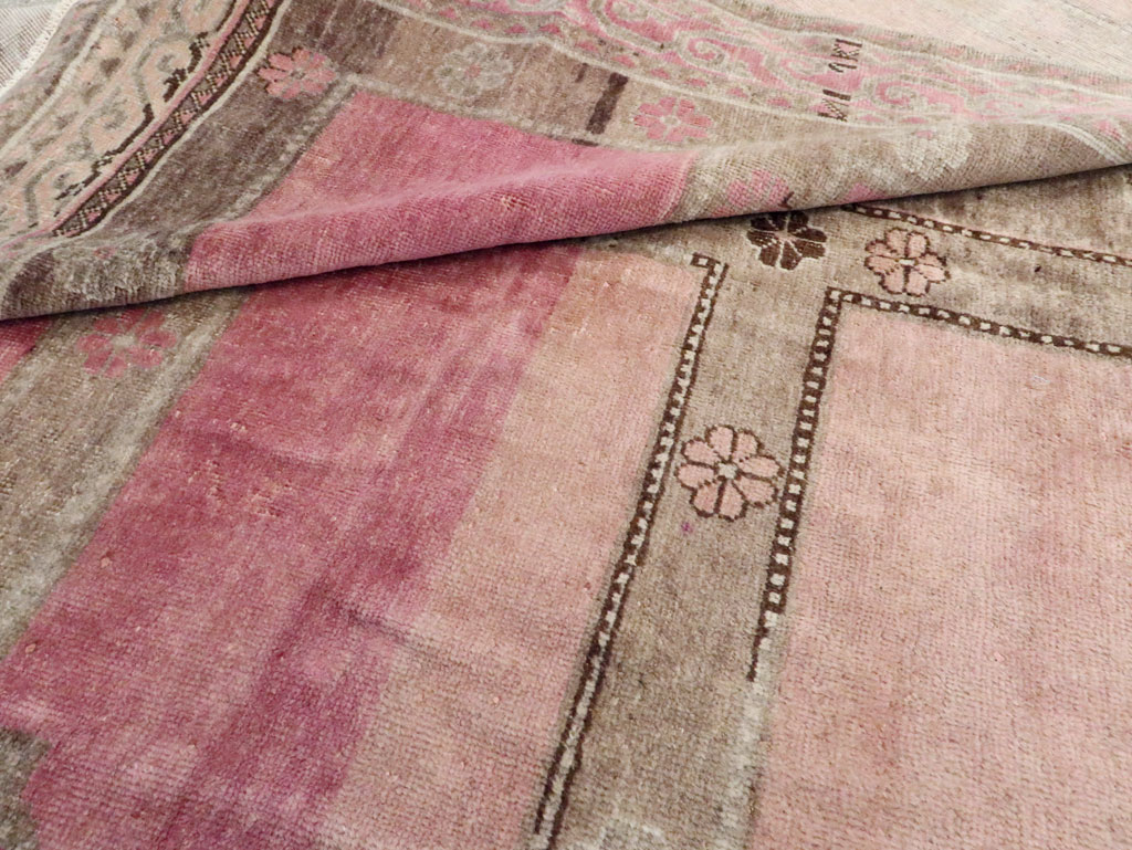 Antique East Turkestan Khotan Saph Carpet, No.18360 - Galerie Shabab