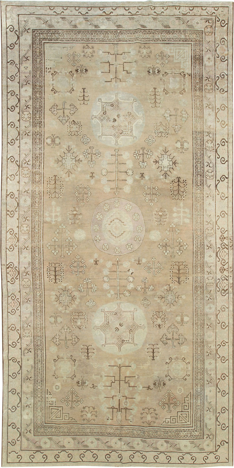 Antique East Turkestan Khotan Carpet, No.18367 - Galerie Shabab