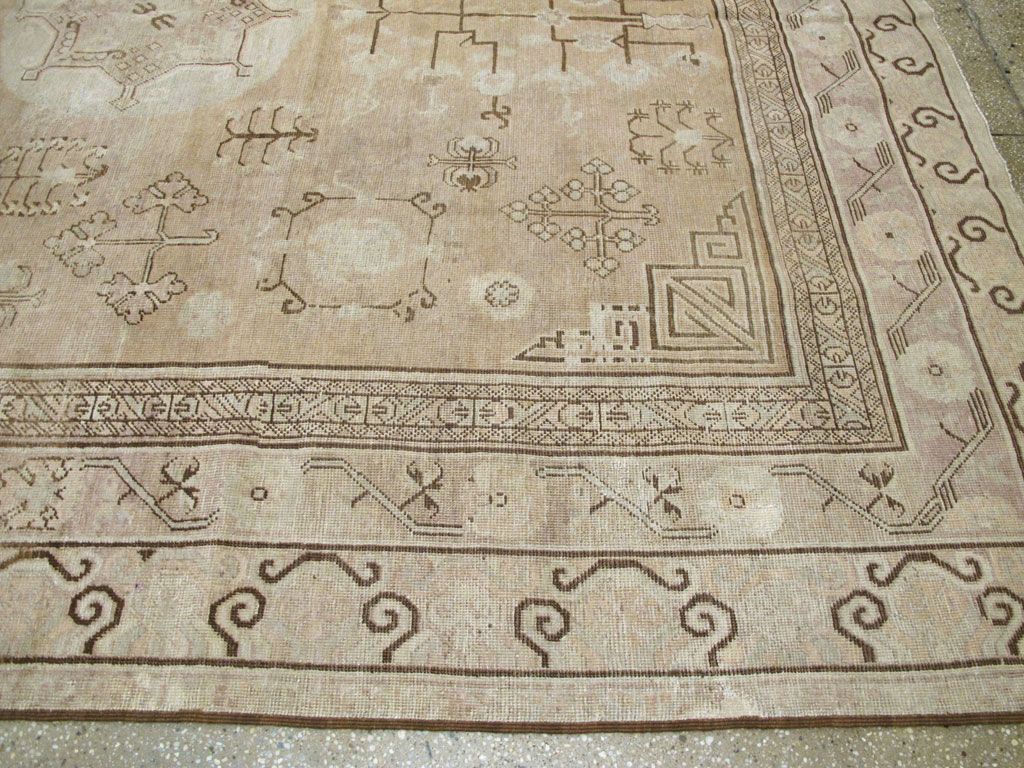 Antique East Turkestan Khotan Carpet, No.18367 - Galerie Shabab
