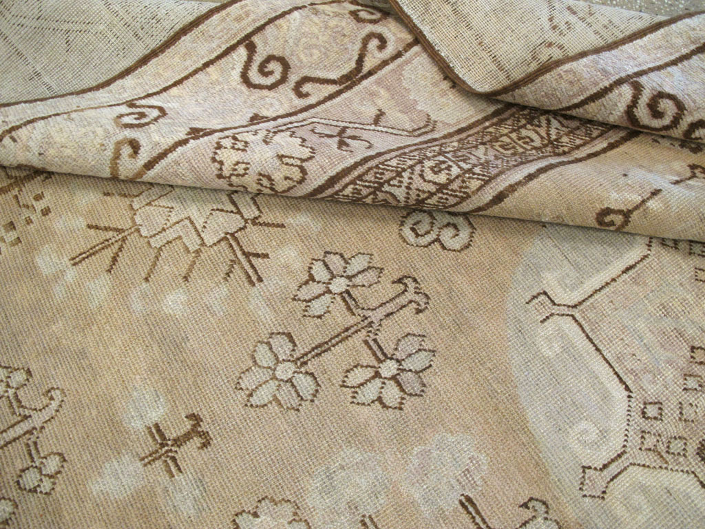 Antique East Turkestan Khotan Carpet, No.18367 - Galerie Shabab