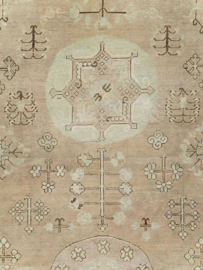 Antique East Turkestan Khotan Carpet, No.18367 - Galerie Shabab