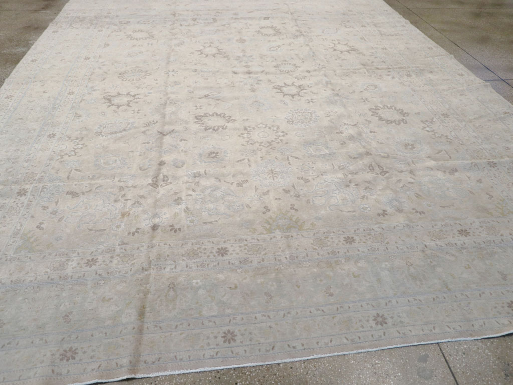 Vintage Persian Tabriz Large Room Size Carpet, No.18381 - Galerie Shabab