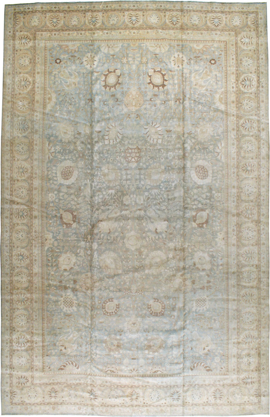 Antique Persian Tabriz Carpet, No.18382 - Galerie Shabab