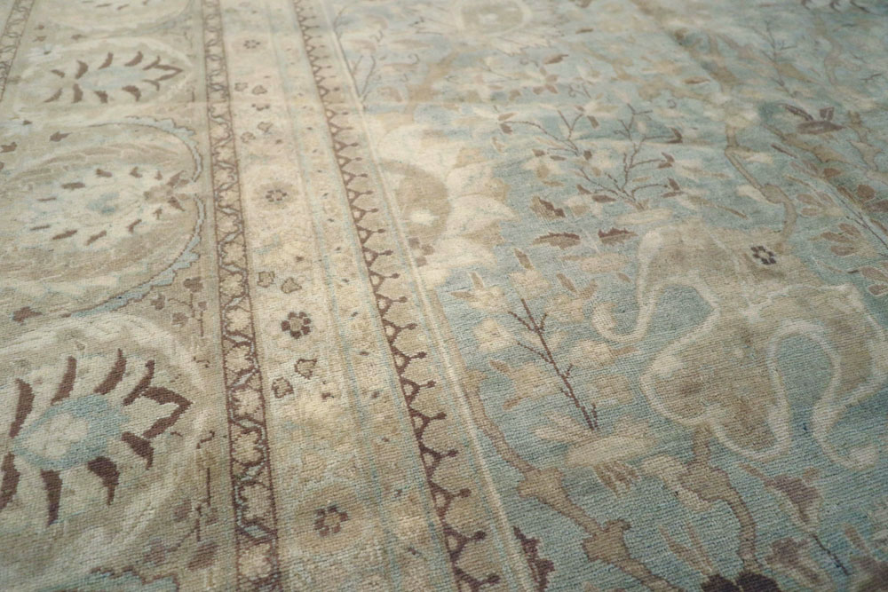 Antique Persian Tabriz Carpet, No.18382 - Galerie Shabab