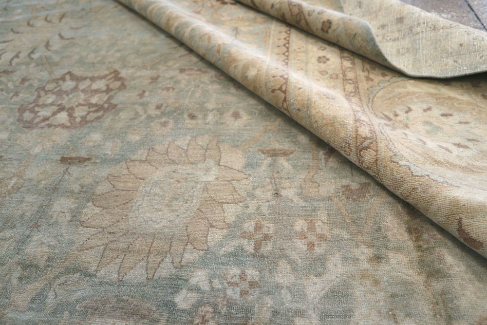 Antique Persian Tabriz Carpet, No.18382 - Galerie Shabab