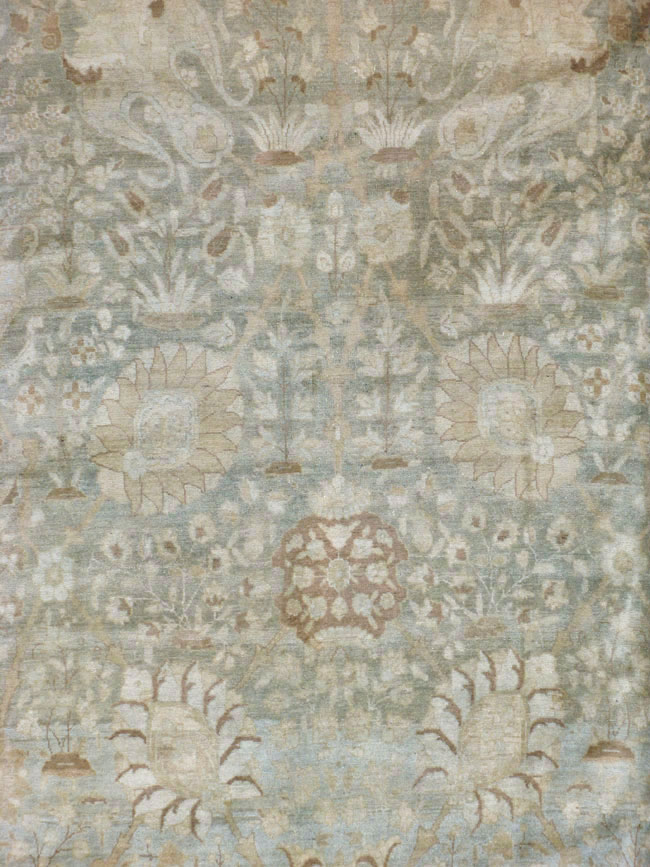 Antique Persian Tabriz Carpet, No.18382 - Galerie Shabab