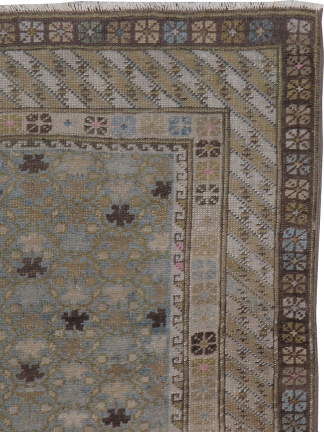Antique Northwest Rug, No.18386 - Galerie Shabab