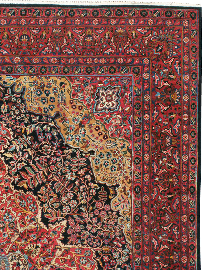 Antique Persian Sarouk Carpet, No.18387 - Galerie Shabab
