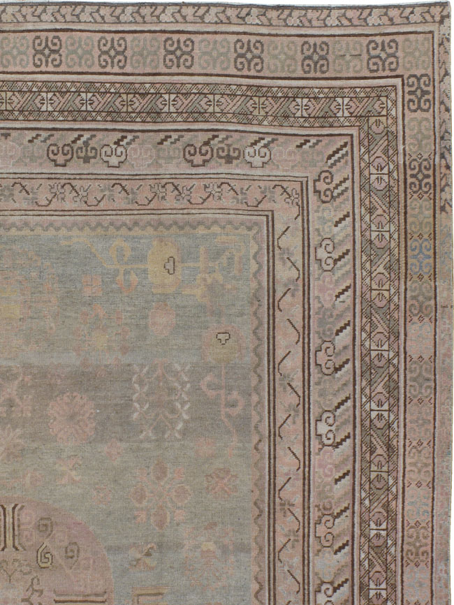 Antique Khotan Gallery Carpet, No.18400 - Galerie Shabab