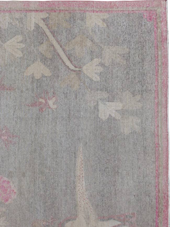 Vintage East Turkestan Khotan Carpet, No.18404 - Galerie Shabab