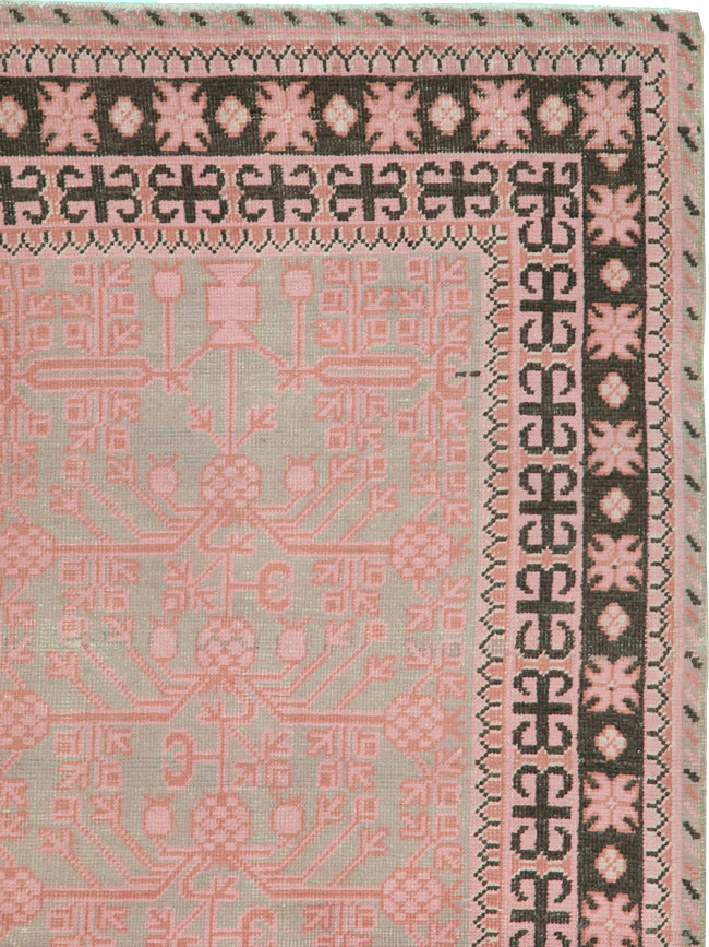 Vintage East Turkestan Khotan Carpet, No.18409 - Galerie Shabab