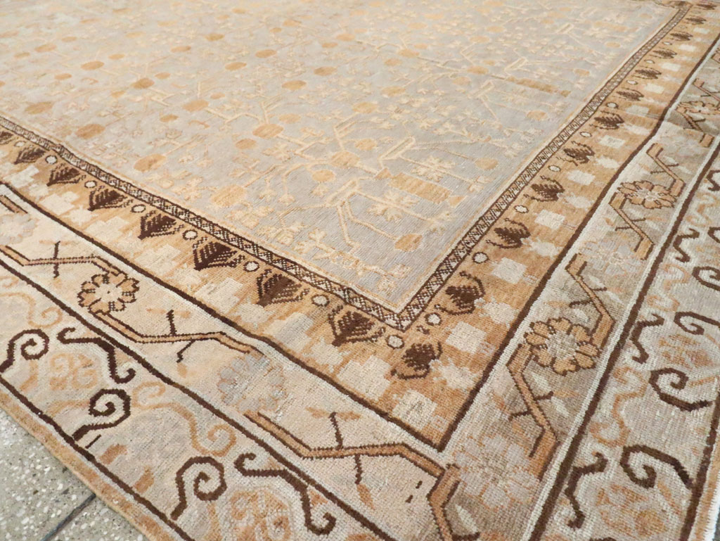 Vintage East Turkestan Khotan Carpet, No.18418 - Galerie Shabab