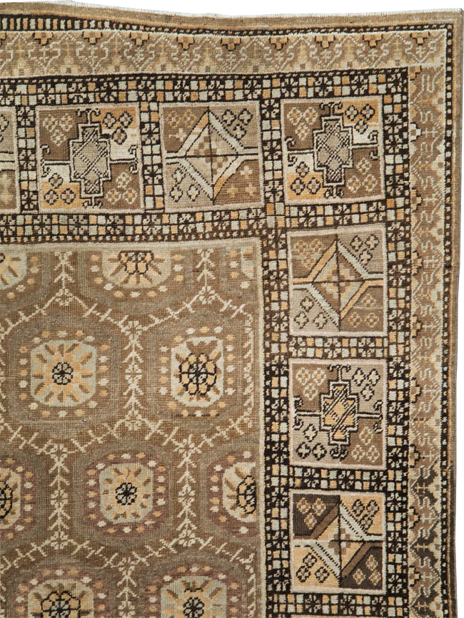 Antique East Turkestan Khotan Gallery Rug, No.18427 - Galerie Shabab