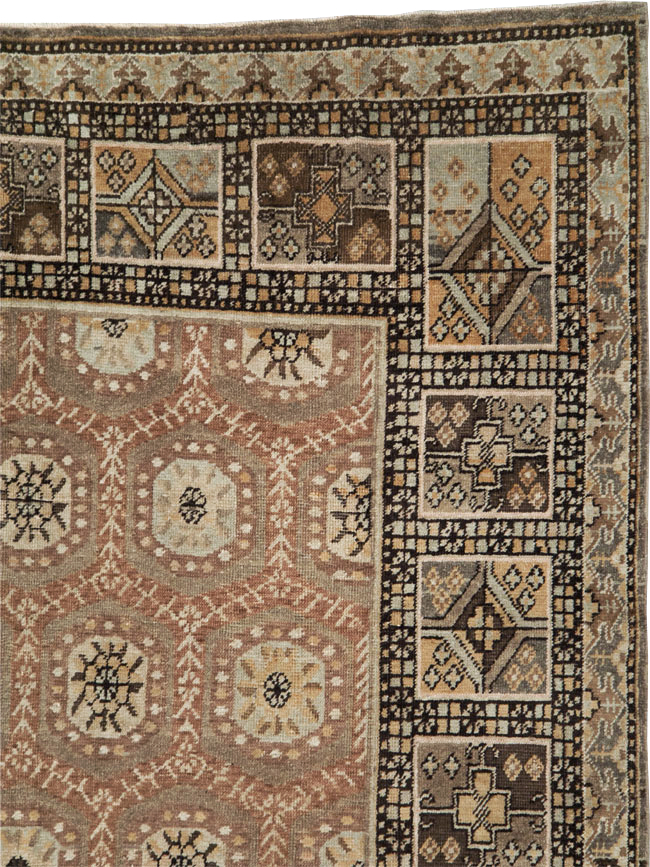 Antique East Turkestan Khotan Gallery Rug, No.18427 - Galerie Shabab